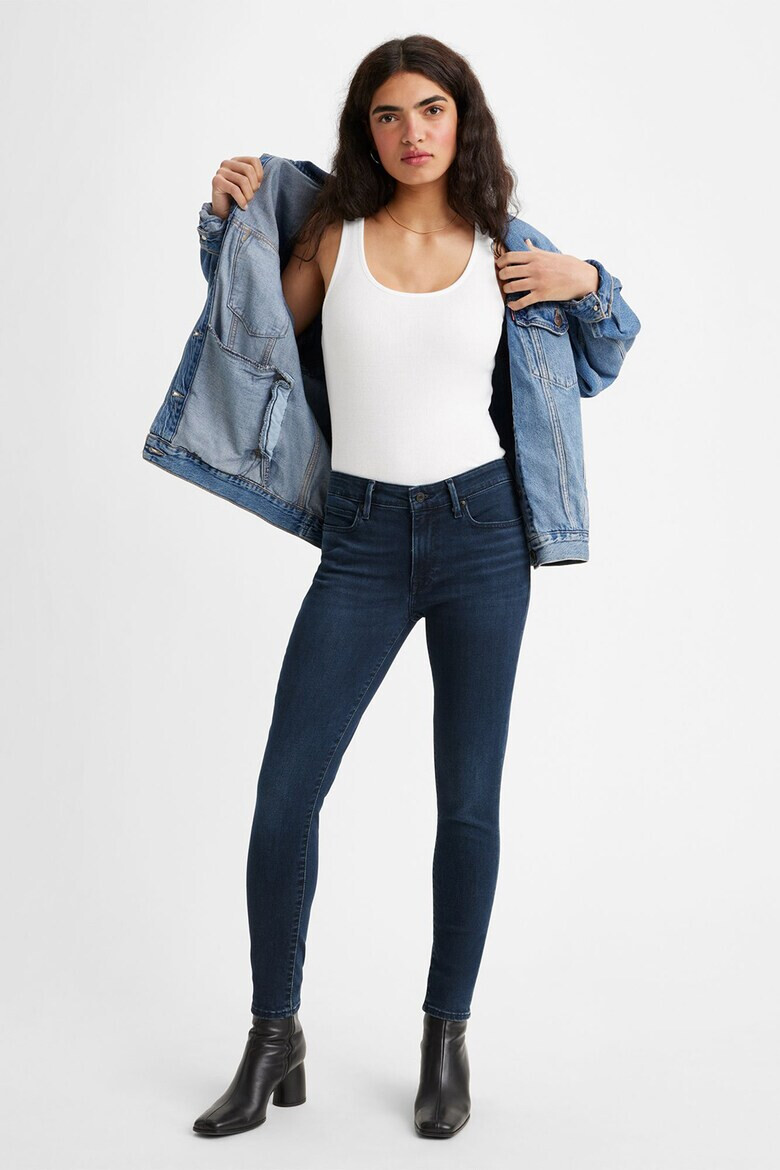 Levis Дънки 711 по тялото - Pepit.bg