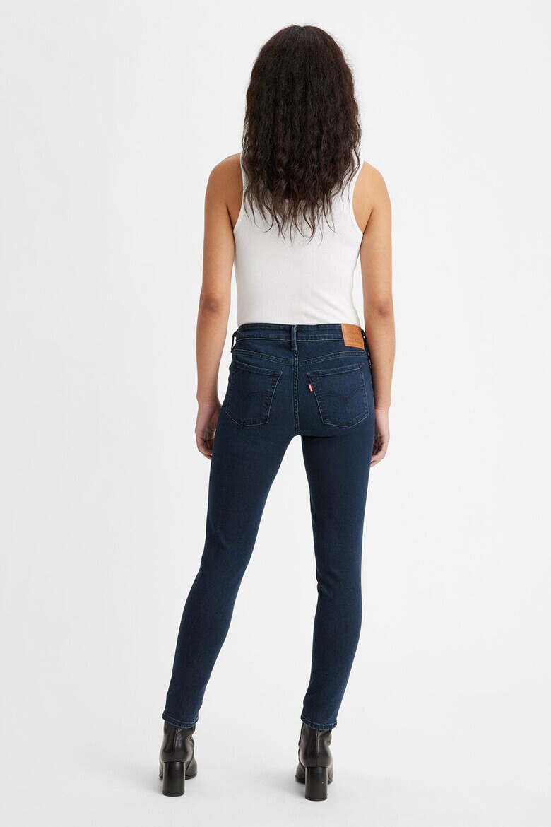 Levis Дънки 711 по тялото - Pepit.bg