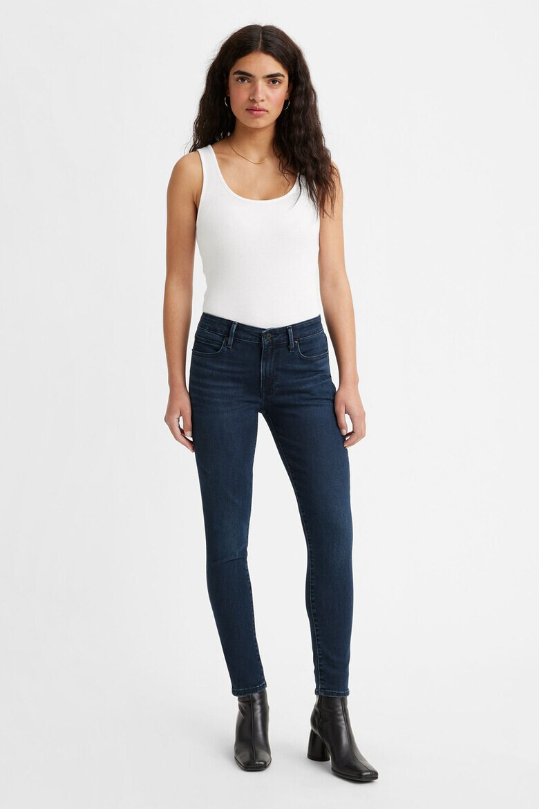Levis Дънки 711 по тялото - Pepit.bg