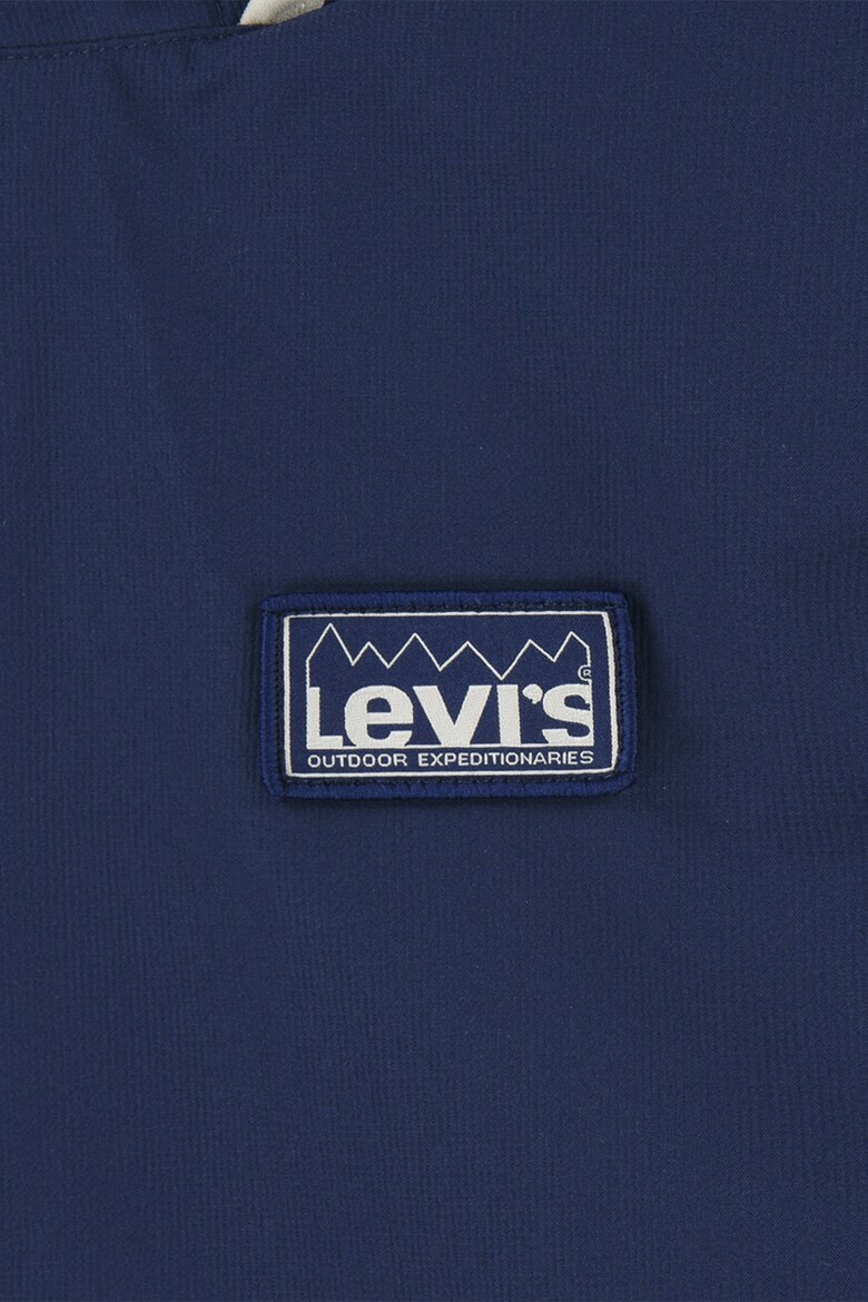 Levi's Яке с качулка и лого - Pepit.bg