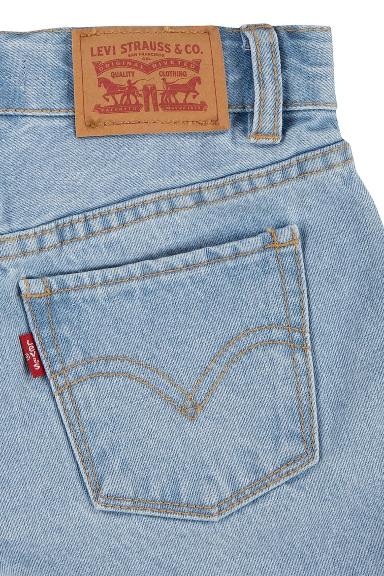 Levi's Къс панталон Mom Fit от органичен памук - Pepit.bg