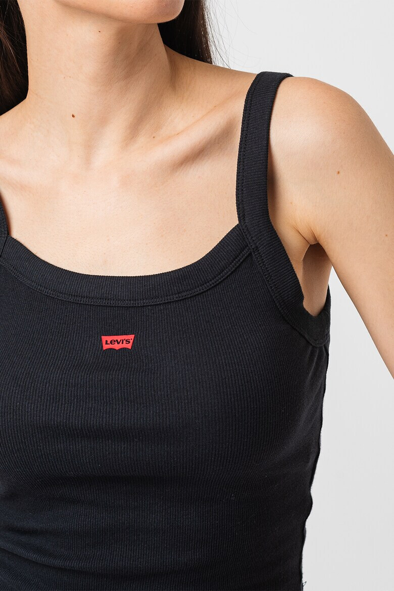 Levi's Къс топ Essential по тялото - Pepit.bg