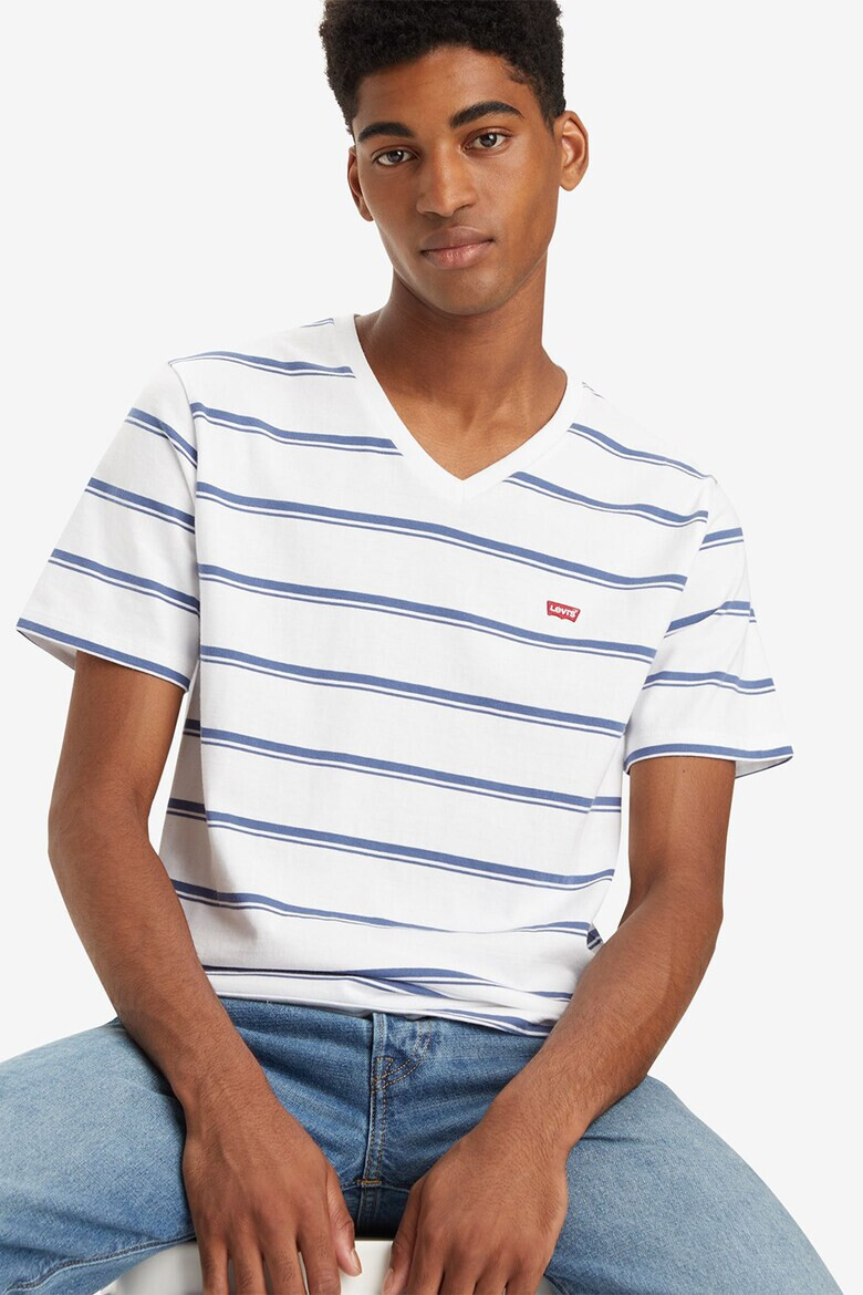 Levis Памучна тениска с шпиц - Pepit.bg