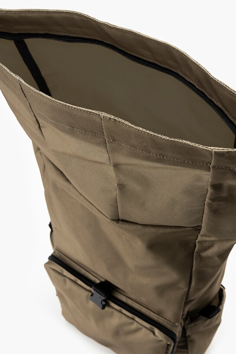 Levis Раница с преден джоб с цип - Pepit.bg