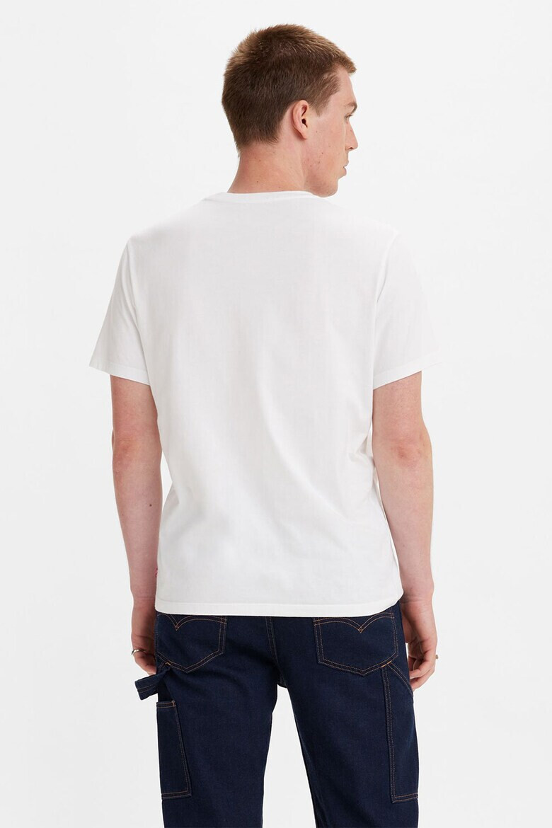 Levis Тениска с овално деколте и джоб - Pepit.bg