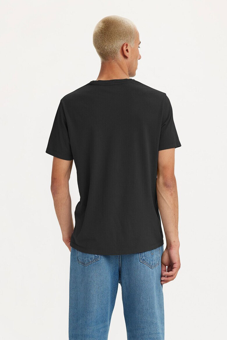 Levis Тениска с овално деколте и джоб - Pepit.bg