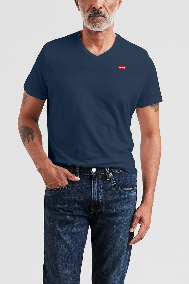 Levis Памучна тениска с шпиц - Pepit.bg