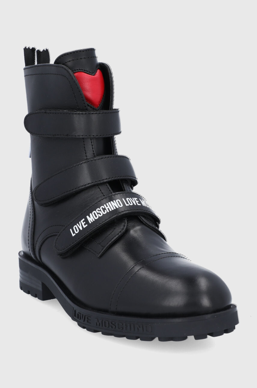 Love Moschino Кожени боти - Pepit.bg