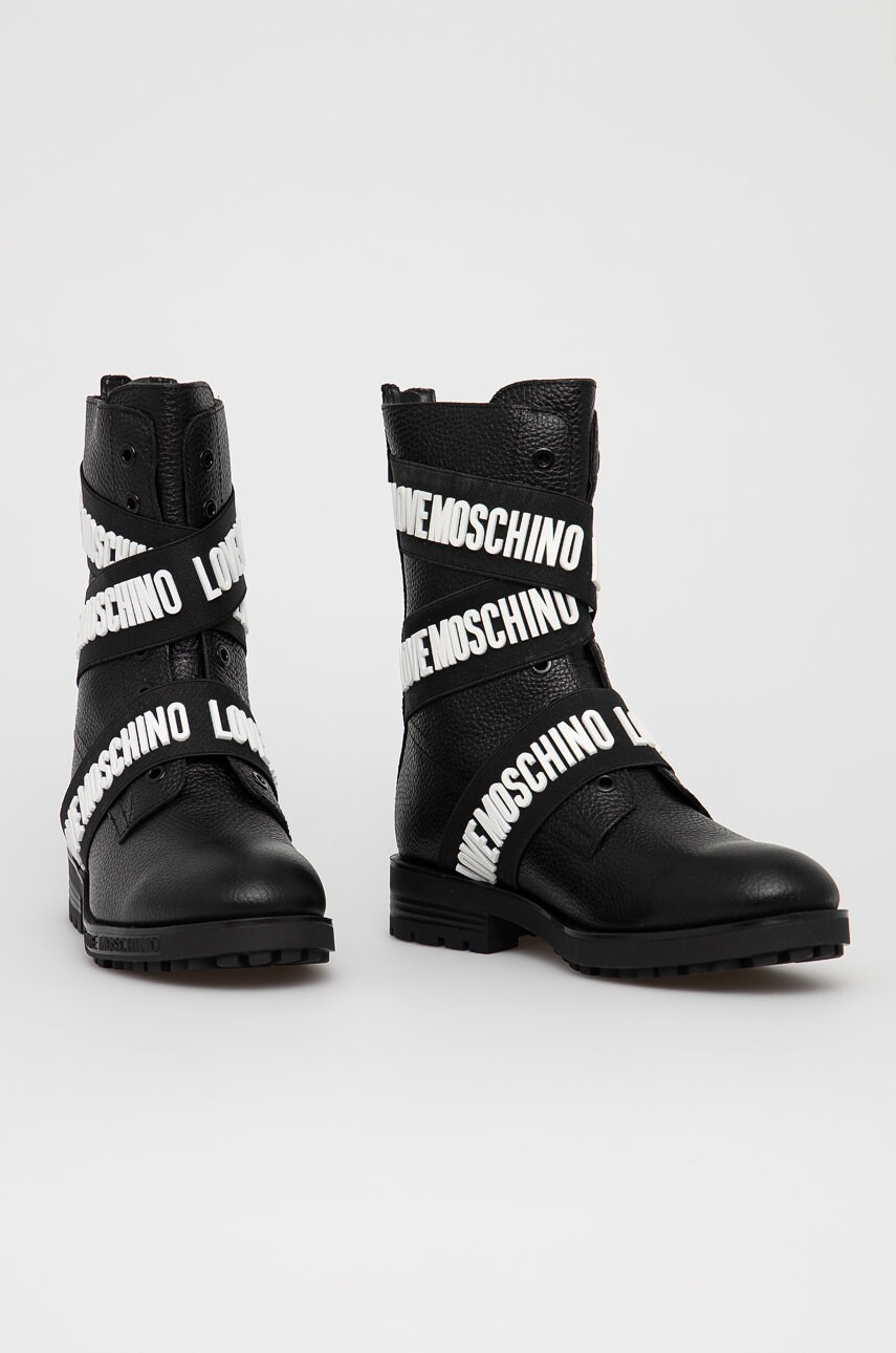 Love Moschino Кожени боти - Pepit.bg
