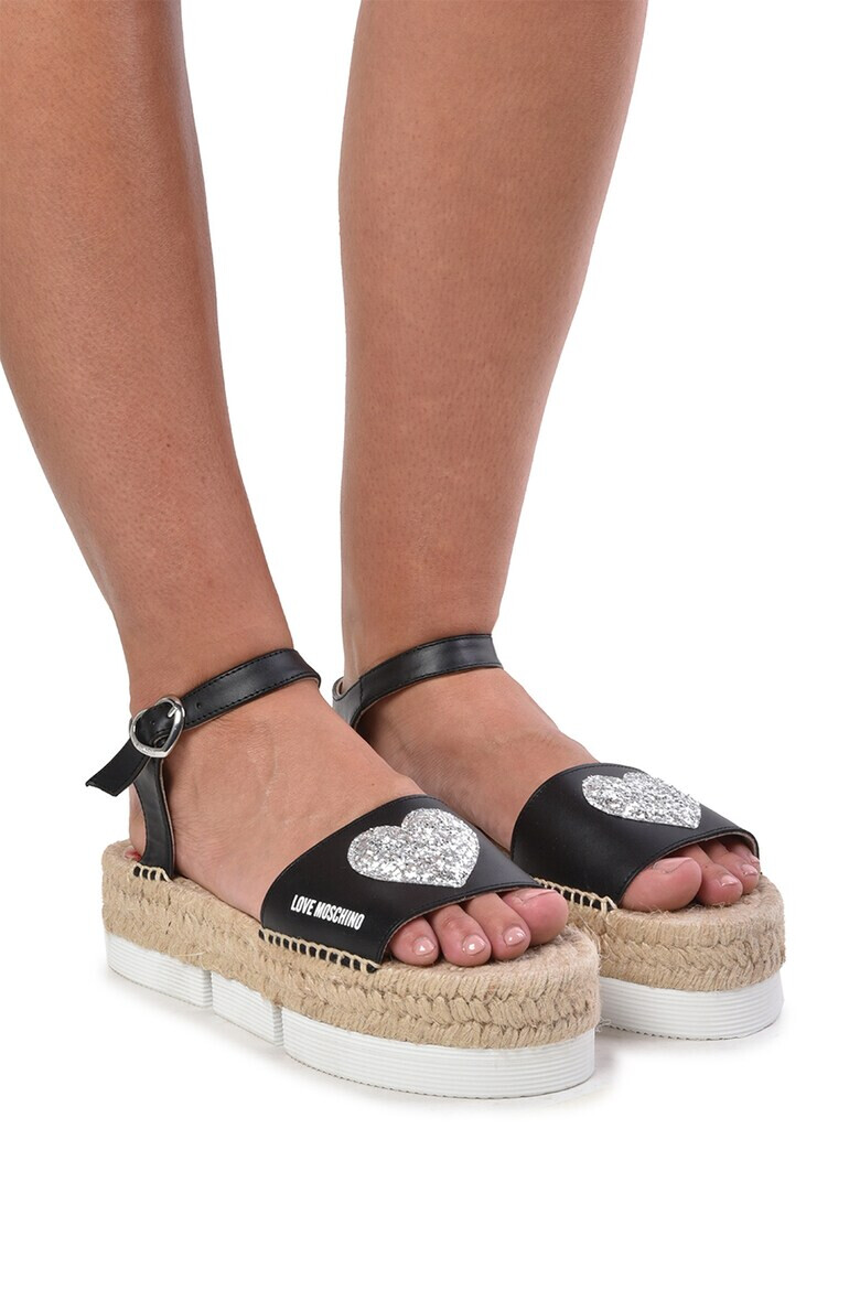 Love Moschino Кожени сандали с равна платформа - Pepit.bg