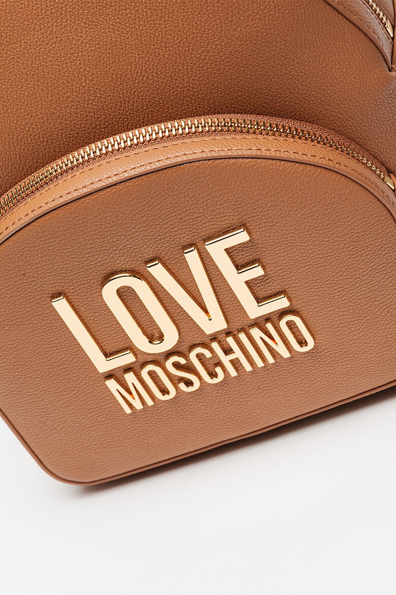 Love Moschino Раница от еко кожа с метално лого - Pepit.bg