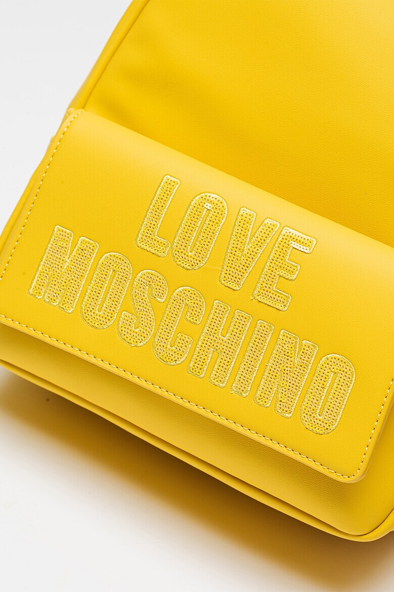 Love Moschino Раница от еко кожа с пайети - Pepit.bg