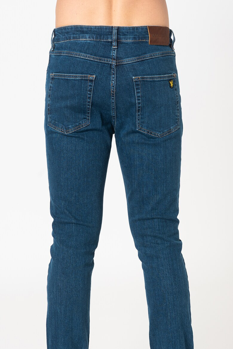 Lyle & Scott Дънки по тялото - Pepit.bg