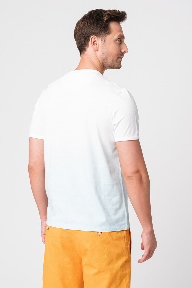 Lyle & Scott Памучна тениска с градиента - Pepit.bg