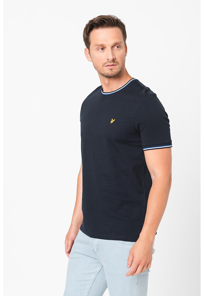 Lyle & Scott Памучна тениска с контрастни подгъви - Pepit.bg