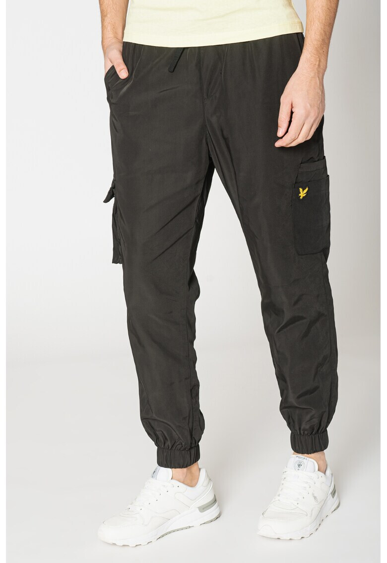 Lyle & Scott Панталон карго с лого - Pepit.bg