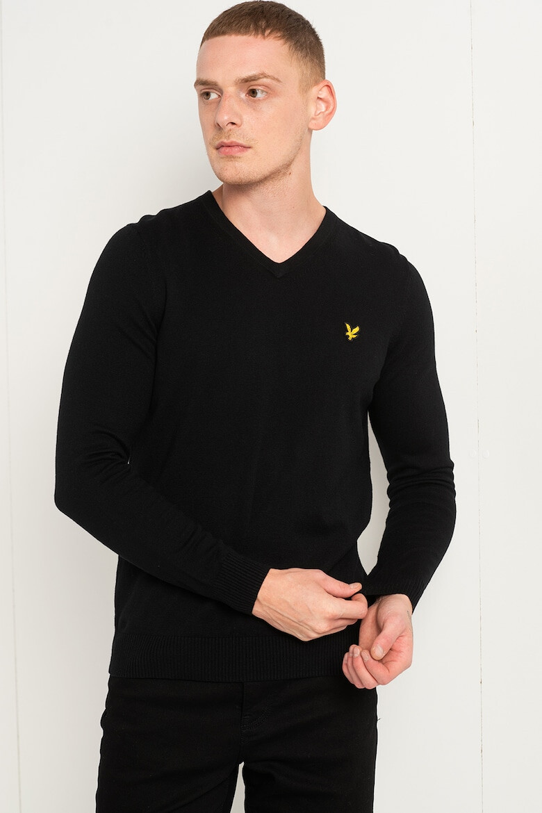 Lyle  Scott Пуловер с мериносова вълна и шпиц - Pepit.bg