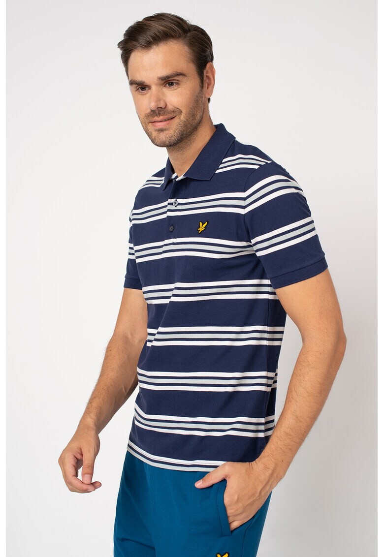 Lyle & Scott Раирана тениска с яка - Pepit.bg
