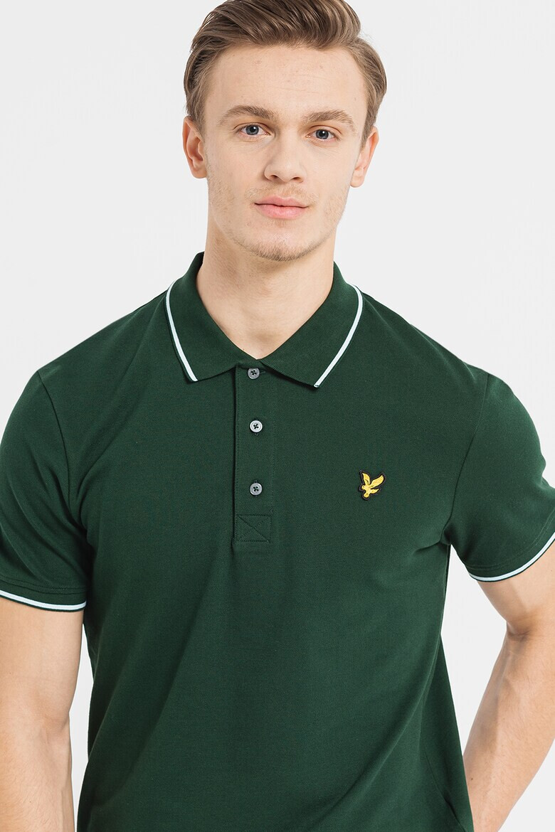 Lyle & Scott Тениска от пике с яка - Pepit.bg