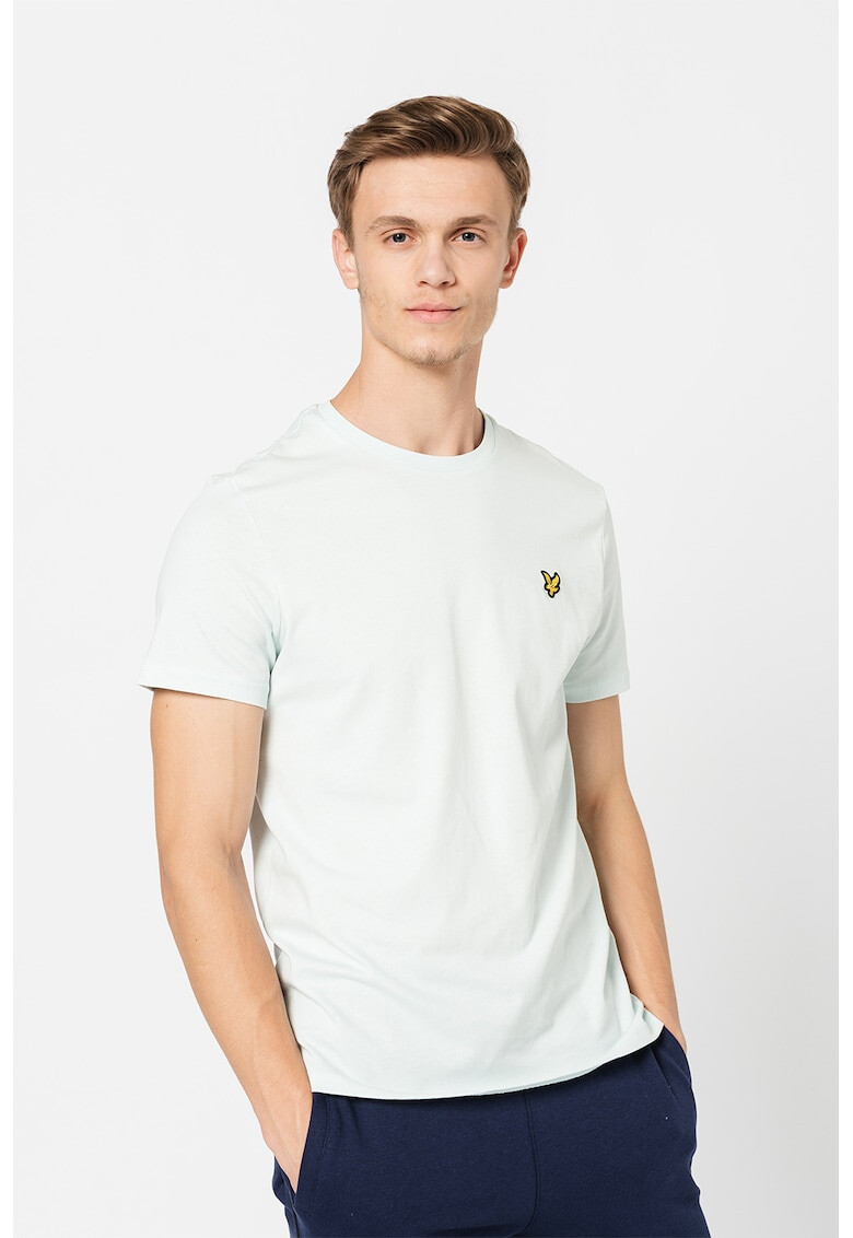 Lyle & Scott Тениска с овално деколте и апликация - Pepit.bg