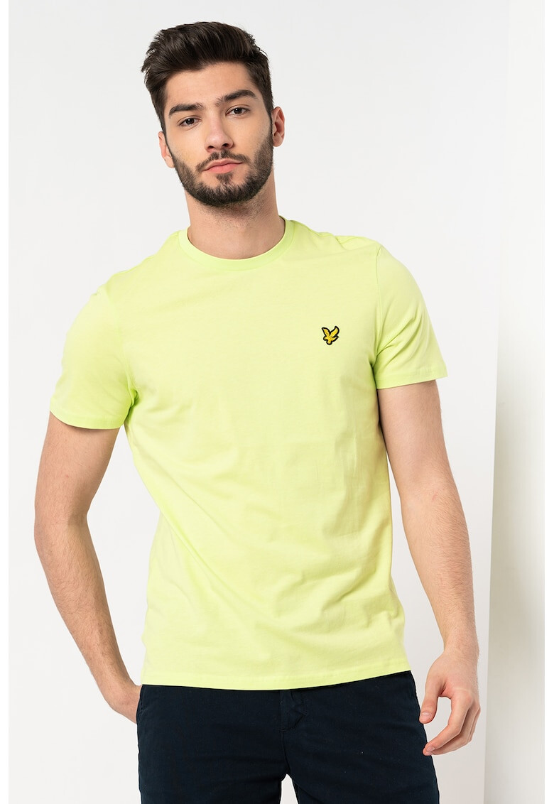 Lyle & Scott Тениска с овално деколте и апликация - Pepit.bg