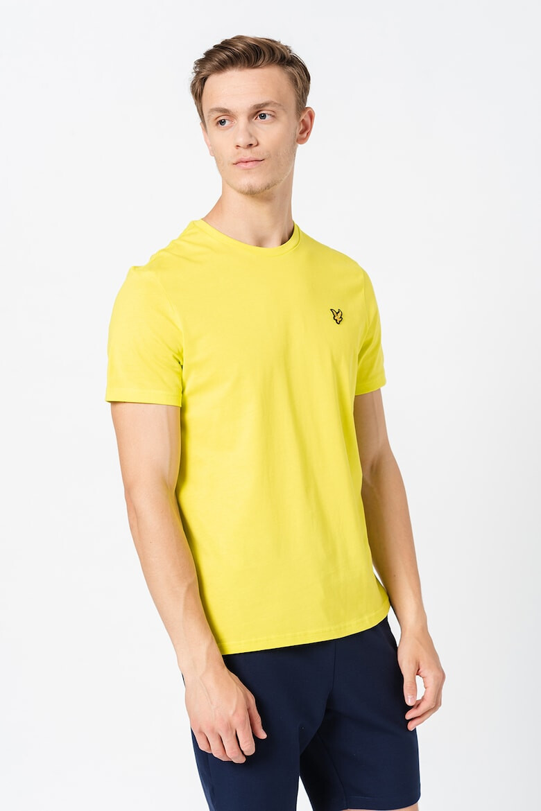 Lyle & Scott Тениска с овално деколте и апликация - Pepit.bg