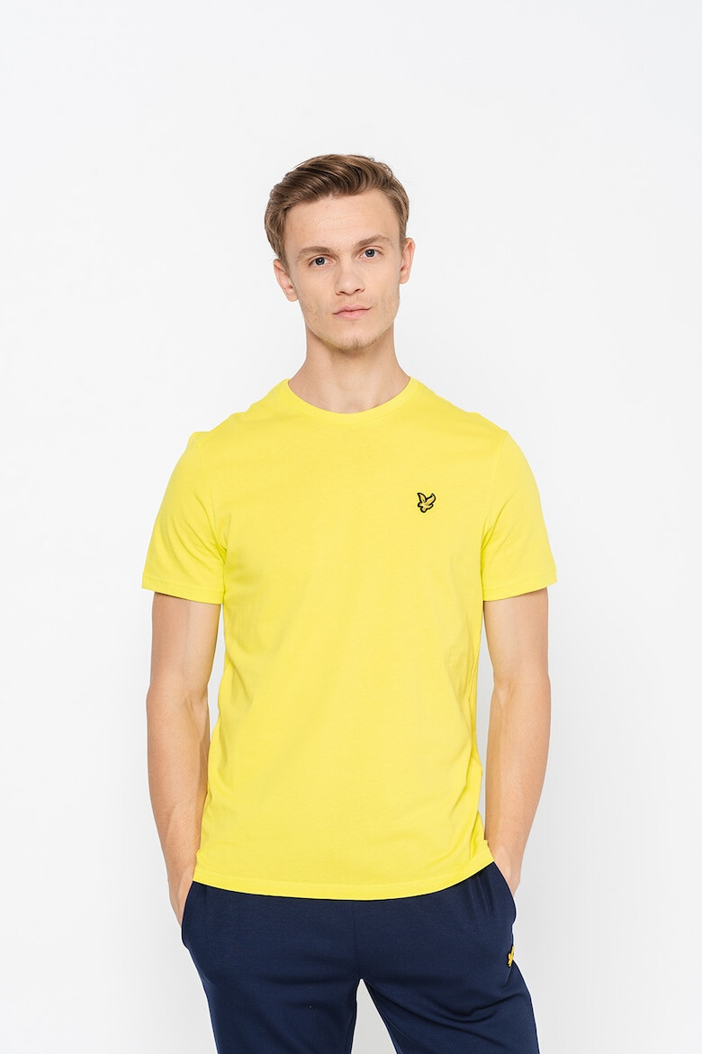 Lyle & Scott Тениска с овално деколте и апликация - Pepit.bg