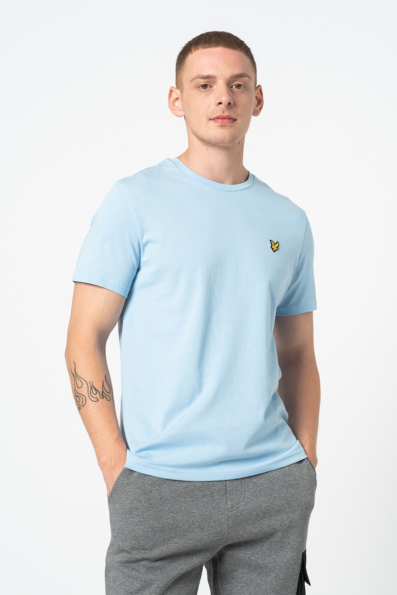 Lyle & Scott Тениска с овално деколте и апликация - Pepit.bg