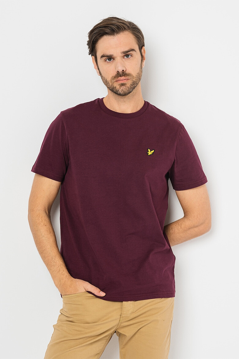 Lyle & Scott Тениска с овално деколте и апликация - Pepit.bg