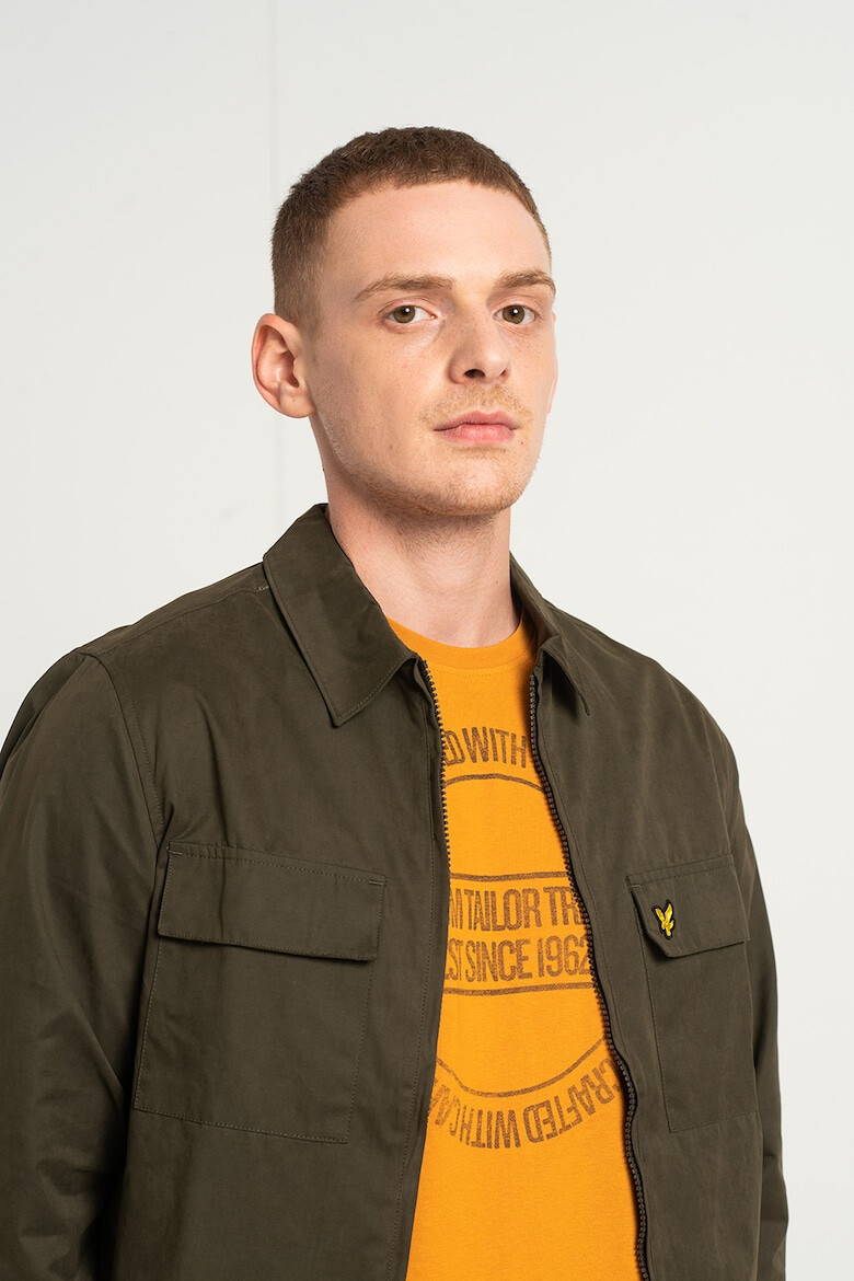 Lyle & Scott Яке с цип и джобове с капаче - Pepit.bg