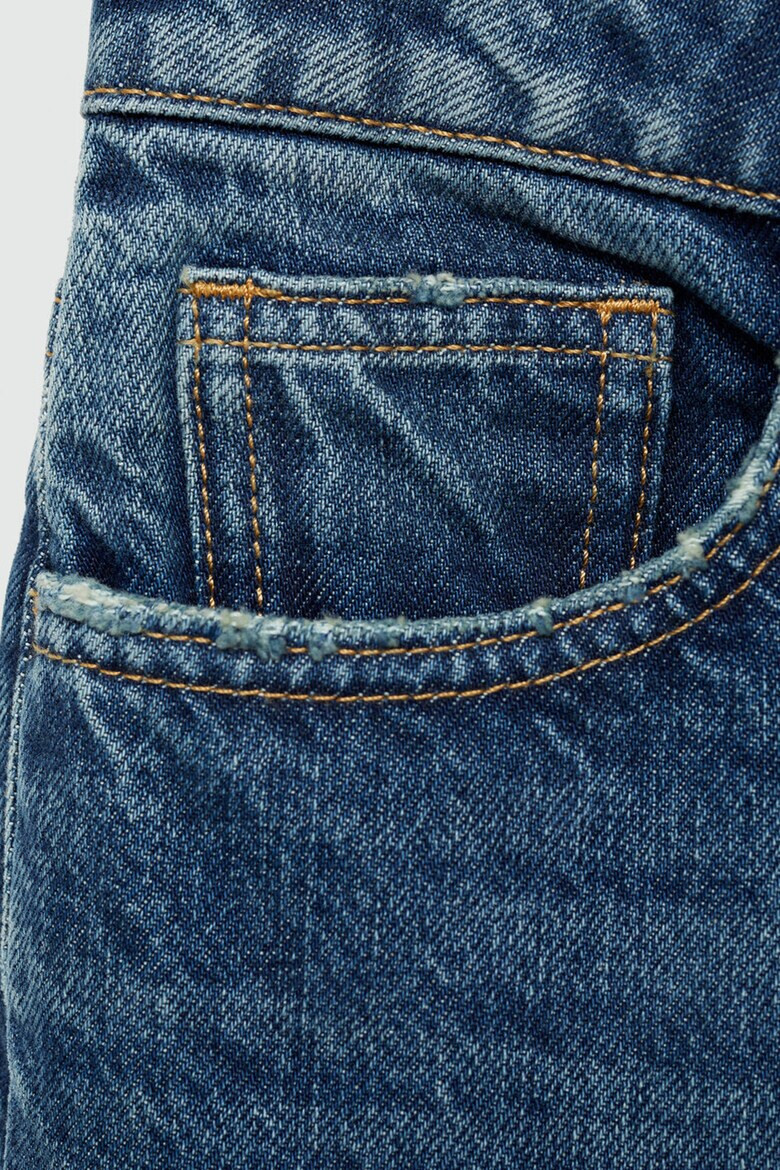 Mango Скъсени дънки Mom Fit - Pepit.bg