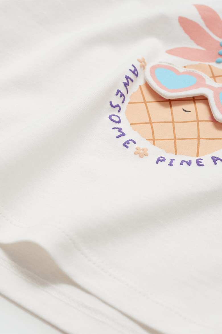 Mango Тениска Pina с релефен принт - Pepit.bg