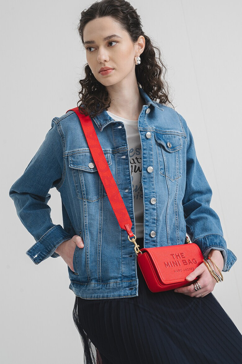 Marc Jacobs Кожена чанта през рамо The Mini с лого - Pepit.bg