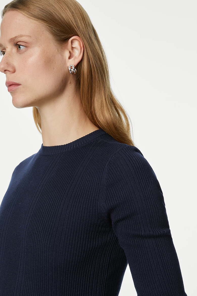 Marks  Spencer Рипсен пуловер по тялото - Pepit.bg
