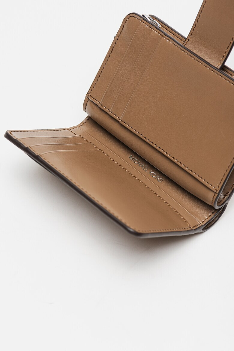 Michael Kors Кожен портфейл с капаче - Pepit.bg