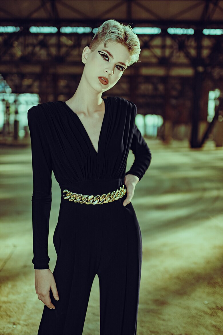 Mitiliane Couture Гащеризон със структурирани рамене - Pepit.bg