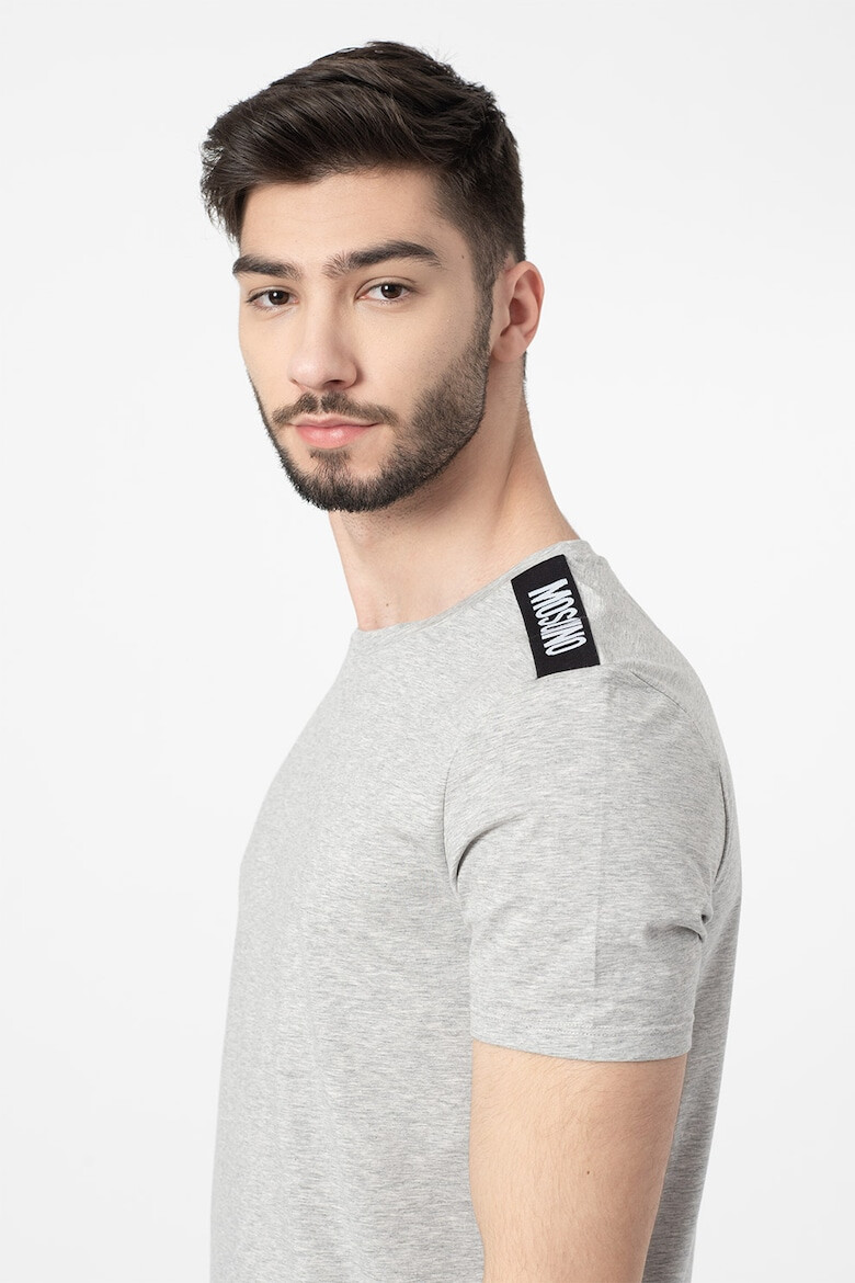 Moschino Домашни тениски 2 броя - Pepit.bg