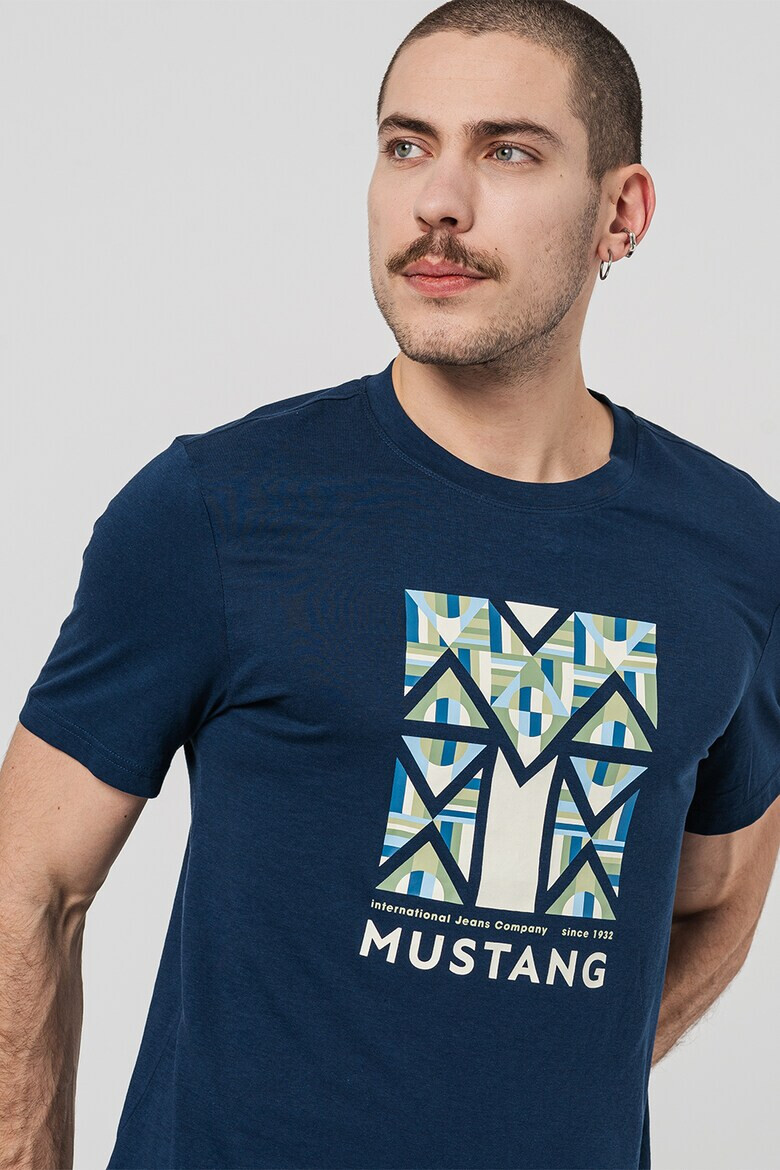 Mustang Тениска Austin с овално деколте - Pepit.bg