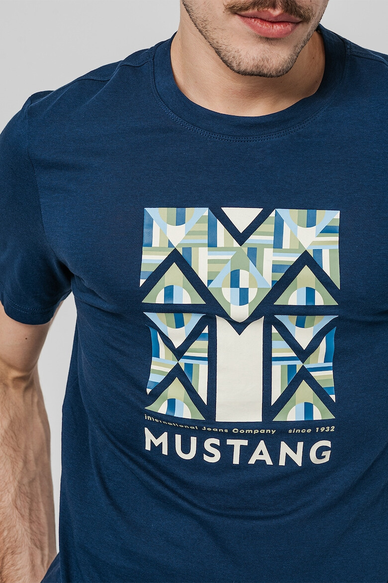 Mustang Тениска Austin с овално деколте - Pepit.bg