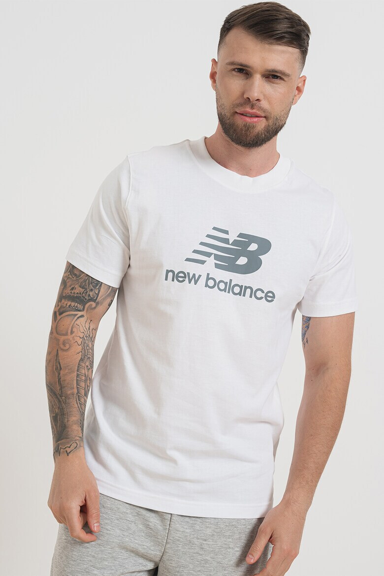 New Balance Тениска с овално деколте и лого - Pepit.bg