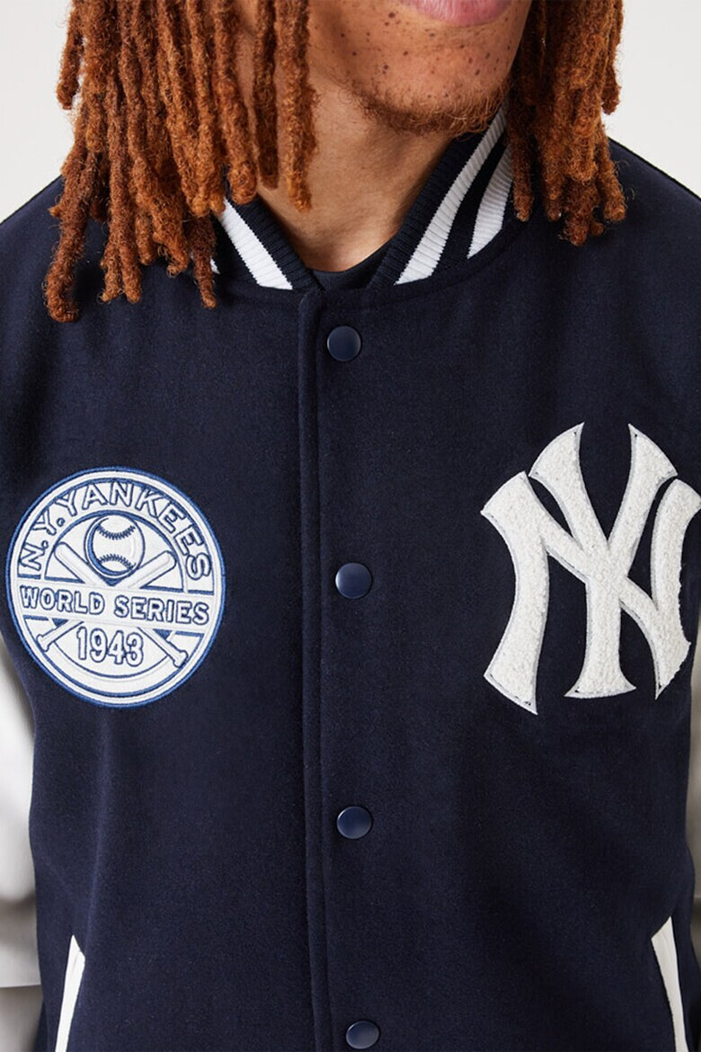 New Era Яке бомбър Heritage Varsity с бродирано лого - Pepit.bg