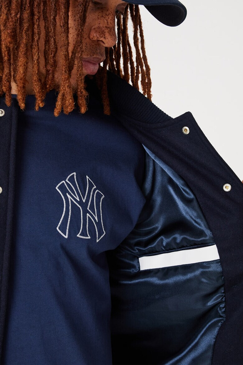 New Era Яке бомбър Heritage Varsity с бродирано лого - Pepit.bg
