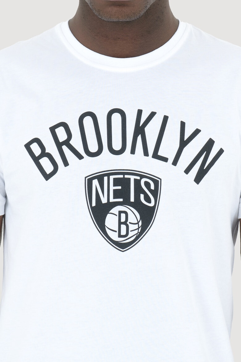 New Era Памучна тениска Brooklyn Nets - Pepit.bg