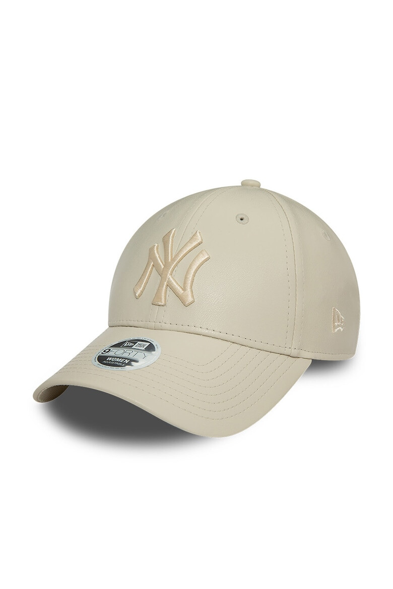 New Era Шапка New York Yankees 9FORTY от еко кожа - Pepit.bg