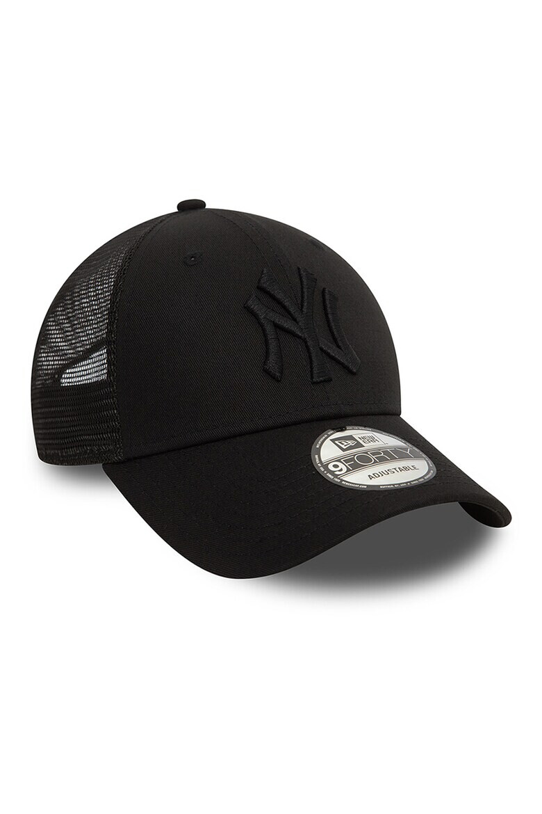 New Era Шапка с бродиран монограм - Pepit.bg