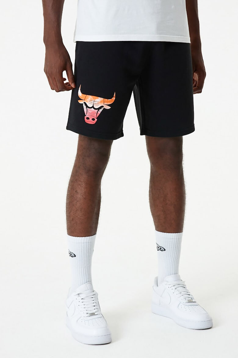 New Era Спортен къс панталон Chicago Bulls - Pepit.bg