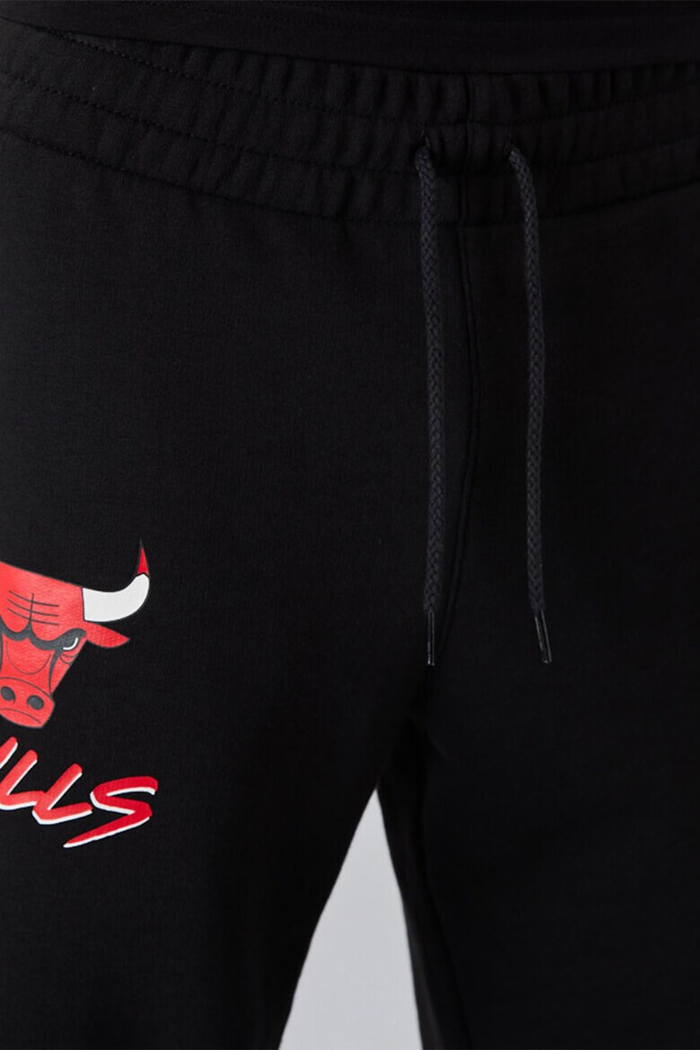 New Era Спортен панталон Chicago Bulls с лого - Pepit.bg