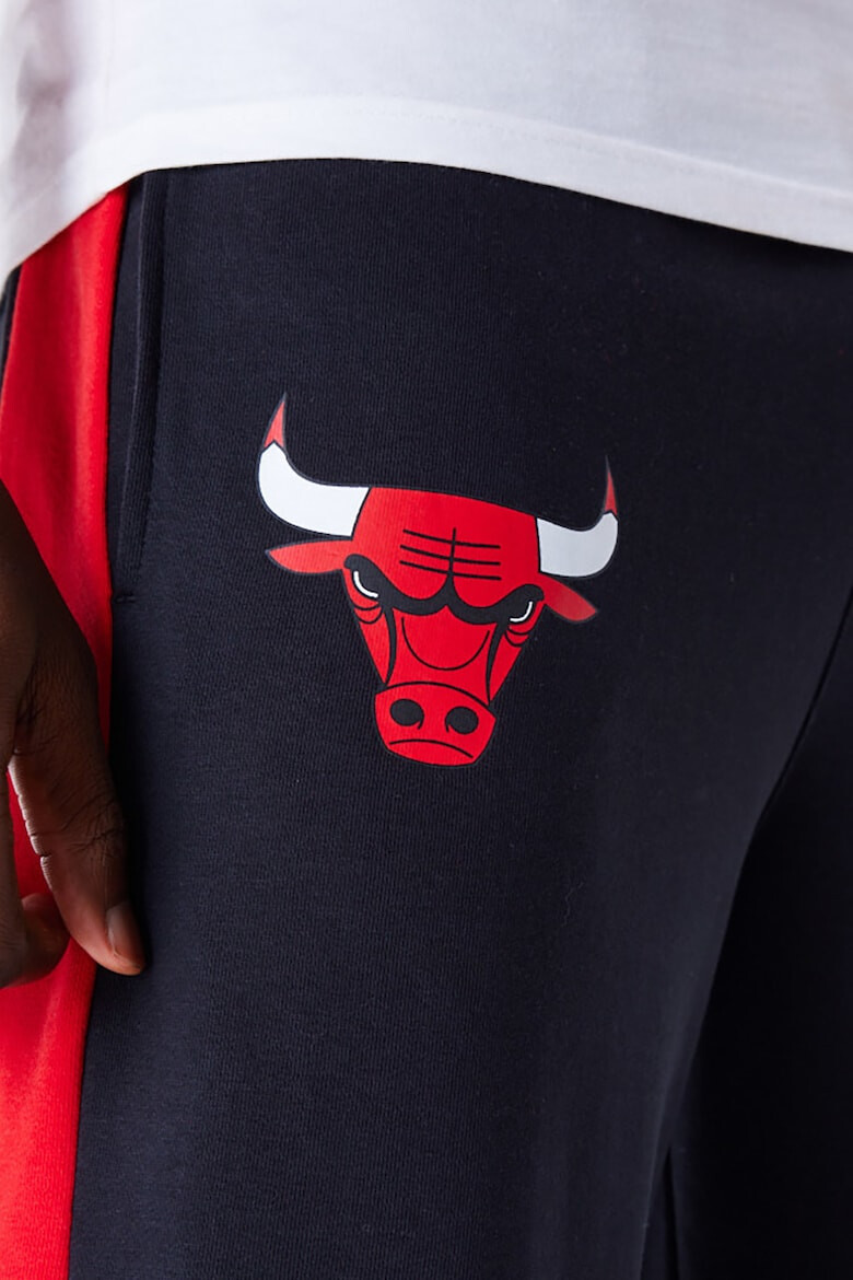 New Era Спортен панталон с NBA Panel Chicago Bulls - Pepit.bg