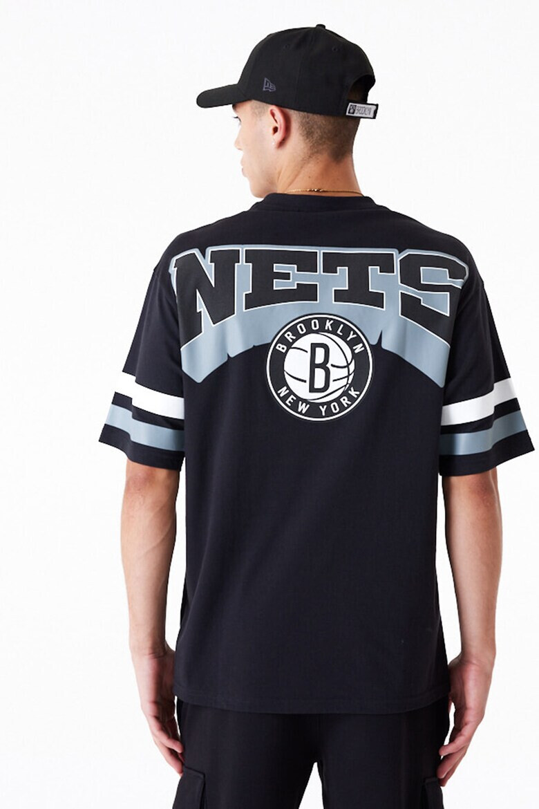 New Era Тениска NBA Arch с принт - Pepit.bg