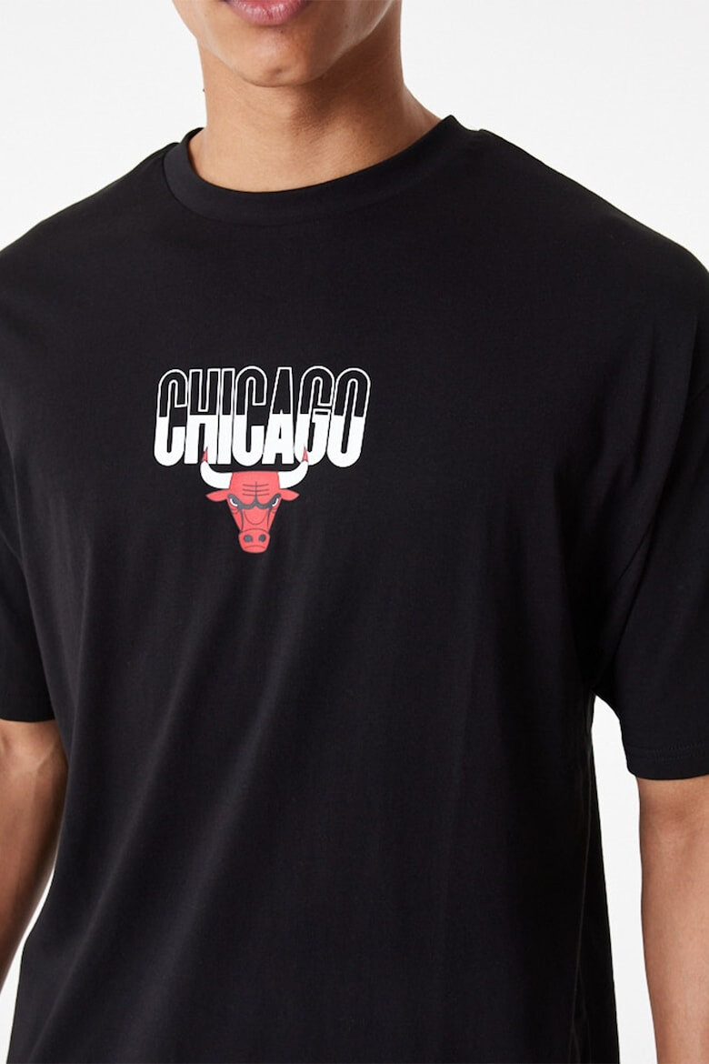 New Era Уголемена тениска Chicago Bulls City с десен - Pepit.bg